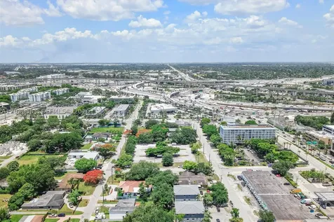 1ST Ave NW 166 Street Miami FL 33169