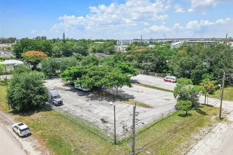 1ST Ave NW 166 Street Miami FL 33169