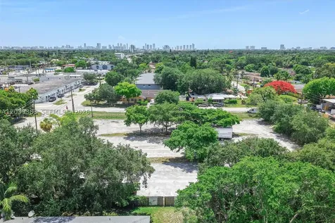 1ST Ave NW 166 Street Miami FL 33169