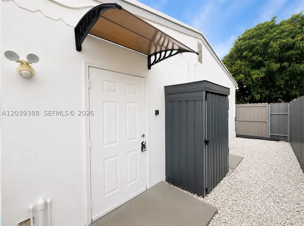 330 NW 56th Avenue Miami FL 33126