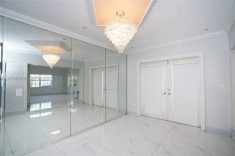 16990 NE 5th Court North Miami Beach FL 33162