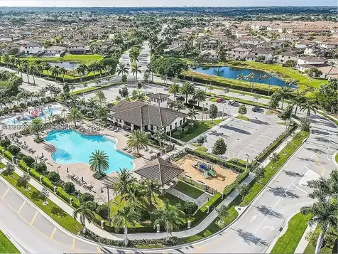 370 NE 37th Place Homestead FL 33033