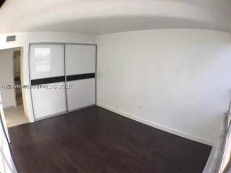 11 Island Avenue Miami Beach FL 33139