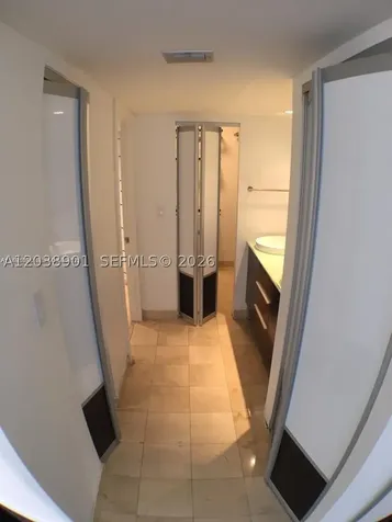 11 Island Avenue Miami Beach FL 33139