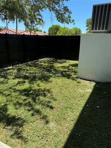 8275 SW 205th Cutler Bay FL 33189
