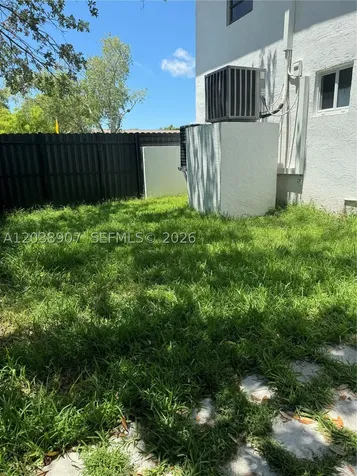 8275 SW 205th Cutler Bay FL 33189