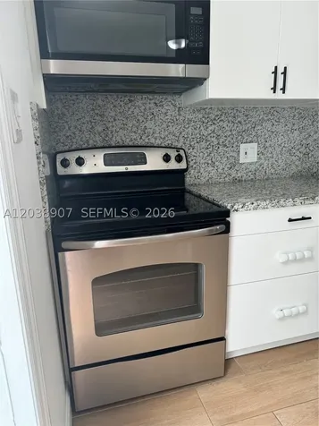 8275 SW 205th Cutler Bay FL 33189