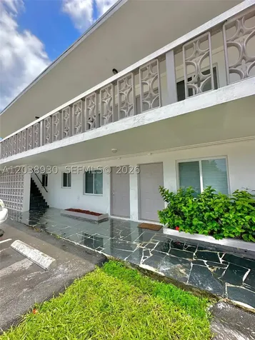 10 NW 77th Street Miami FL 33150