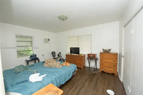 27 NW 18th Street Homestead FL 33030