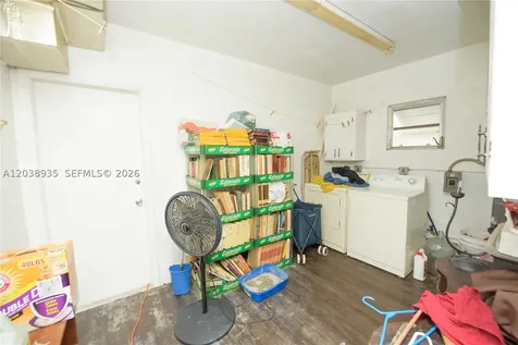 27 NW 18th Street Homestead FL 33030