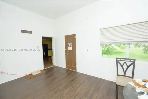 27 NW 18th Street Homestead FL 33030
