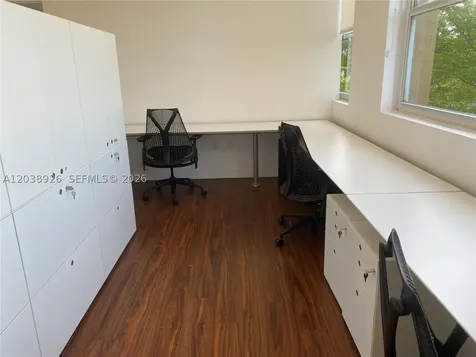 1607 Ponce De Leon Boulevard Coral Gables FL 33134