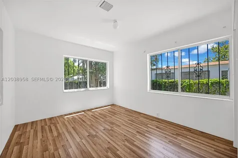 5511 NW 12th Avenue Miami FL 33127