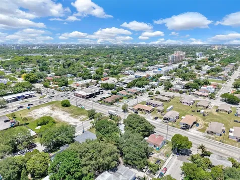 5511 NW 12th Avenue Miami FL 33127