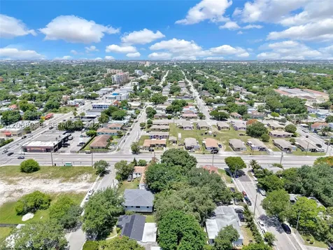 5511 NW 12th Avenue Miami FL 33127