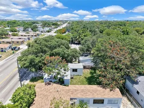 5511 NW 12th Avenue Miami FL 33127