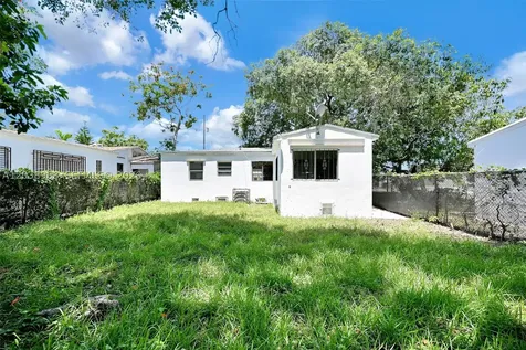 5511 NW 12th Avenue Miami FL 33127