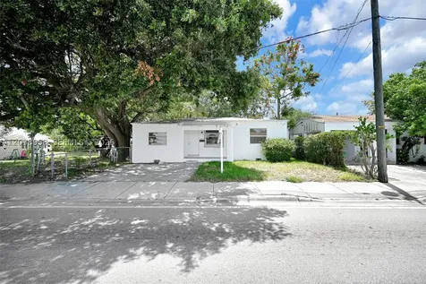 5511 NW 12th Avenue Miami FL 33127