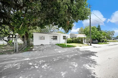 5511 NW 12th Avenue Miami FL 33127