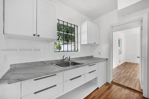 5511 NW 12th Avenue Miami FL 33127