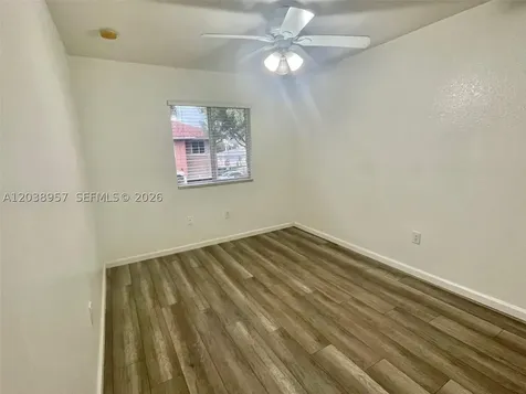 35 SE 3rd Avenue Hallandale Beach FL 33009