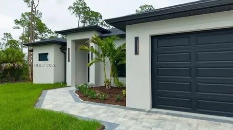 814 Calyton Avenue Lehigh Acres FL 33972