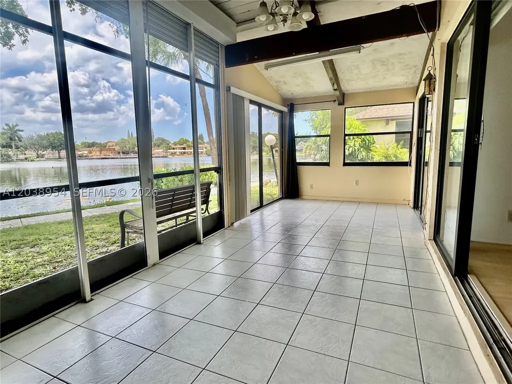 416 Briarwood Circle Hollywood FL 33024