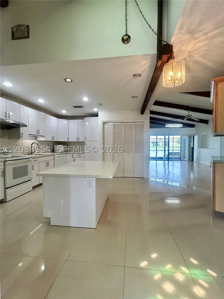 416 Briarwood Circle Hollywood FL 33024