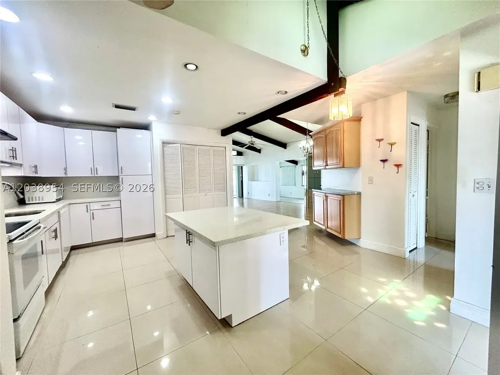 416 Briarwood Circle Hollywood FL 33024