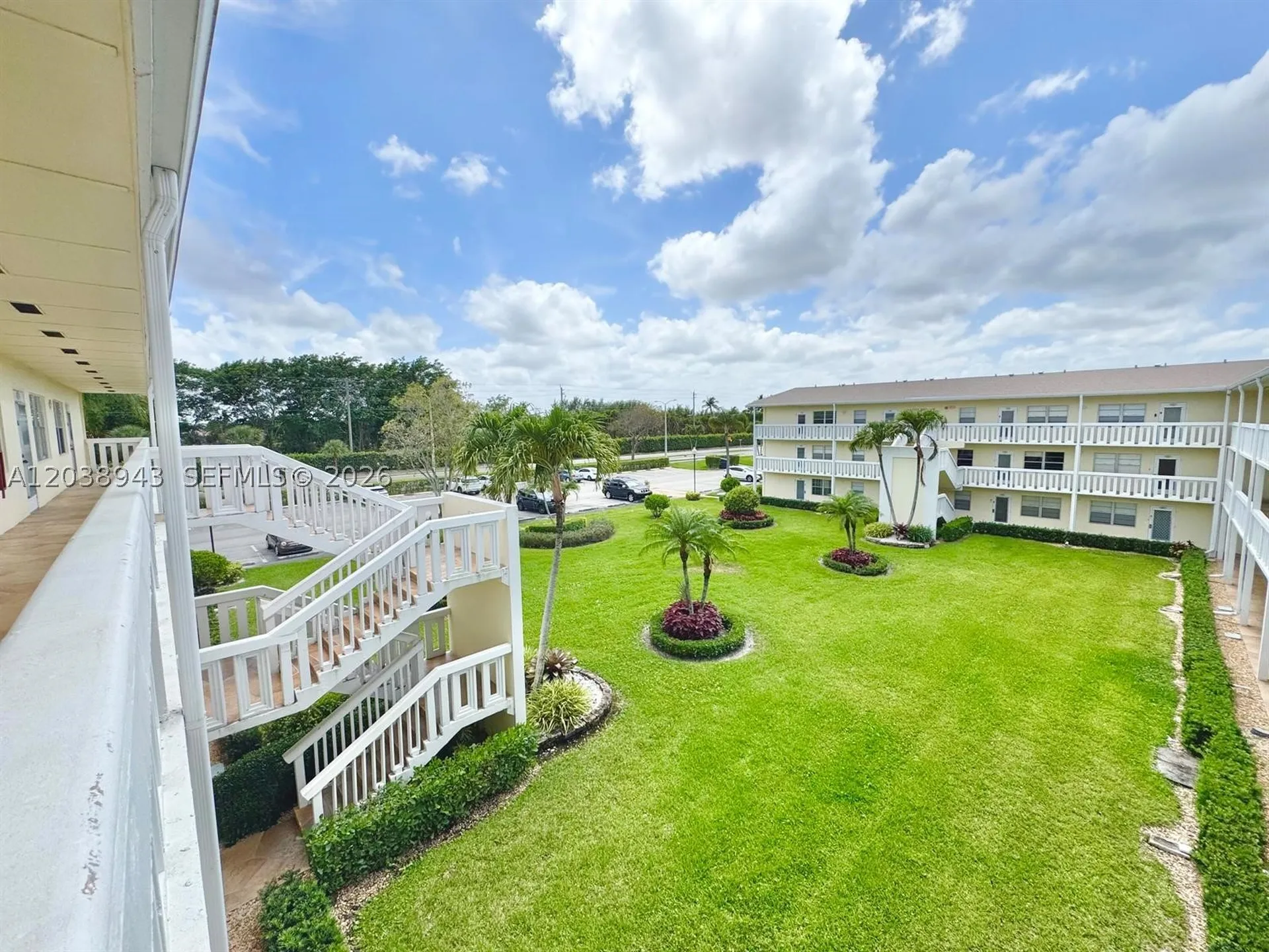 82 Dorset B Boca Raton FL 33434