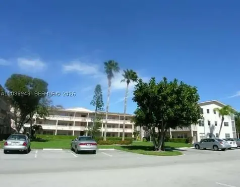 82 Dorset B Boca Raton FL 33434