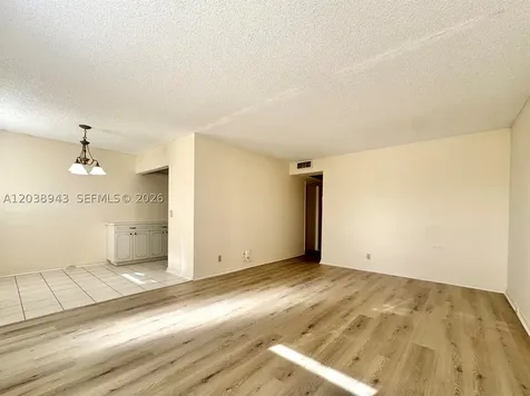82 Dorset B Boca Raton FL 33434