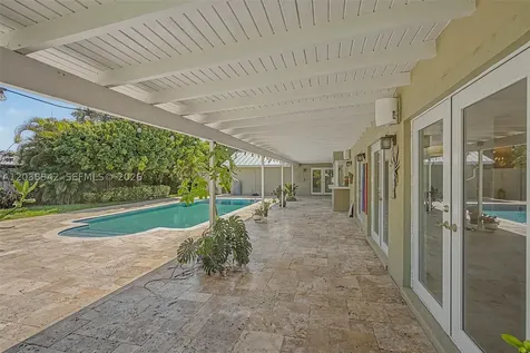 8021 SW 162nd Street Palmetto Bay FL 33157