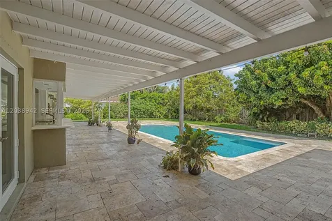 8021 SW 162nd Street Palmetto Bay FL 33157