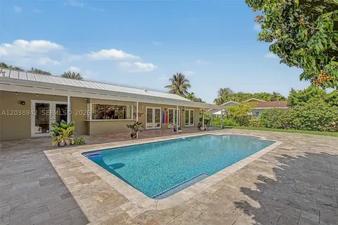 8021 SW 162nd Street Palmetto Bay FL 33157