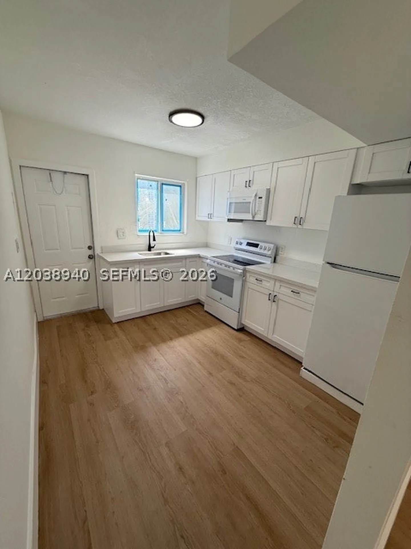 1123 N 17th Court Hollywood FL 33020