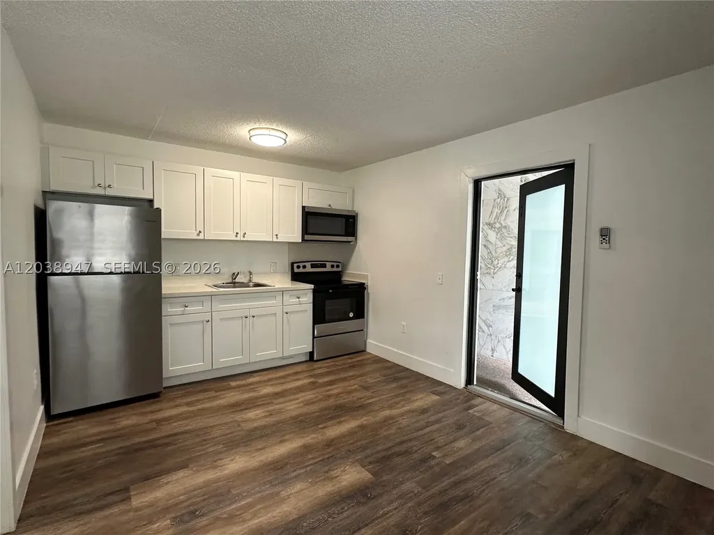 529 SW 4th Street Miami FL 33130