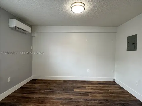 529 SW 4th Street Miami FL 33130