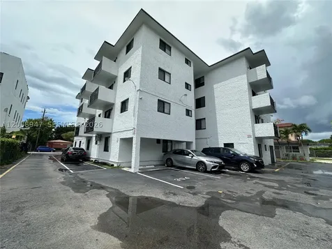 529 SW 4th Street Miami FL 33130