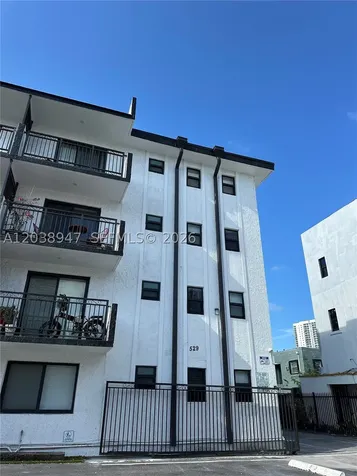 529 SW 4th Street Miami FL 33130