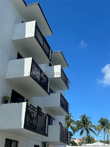 529 SW 4th Street Miami FL 33130