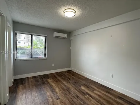 529 SW 4th Street Miami FL 33130
