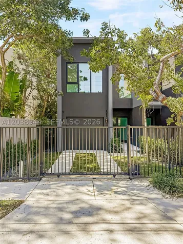3086 Indiana Street Miami FL 33133