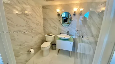 16699 Collins Avenue Sunny Isles Beach FL 33160