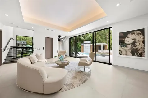 4115 Park Avenue Miami FL 33133