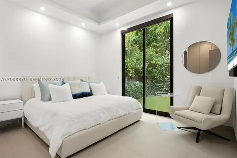 4115 Park Avenue Miami FL 33133