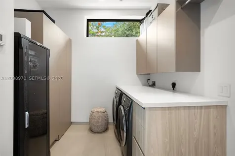 4115 Park Avenue Miami FL 33133