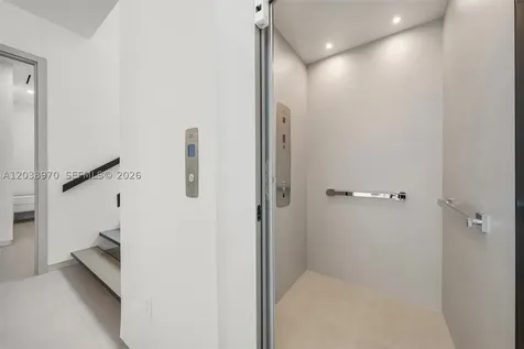 4115 Park Avenue Miami FL 33133