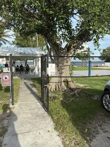 8 Jewfish Avenue Key Largo FL 33037