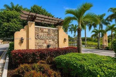 966 SW 147th Avenue Pembroke Pines FL 33027